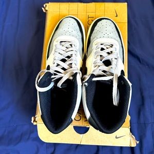 Men’s Size 9 Nike Court Vision Mid NN Sneakers